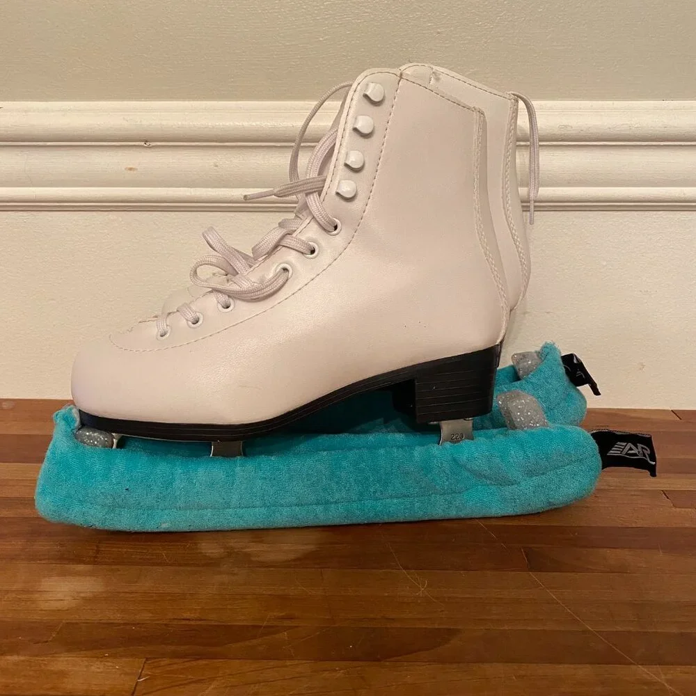 Ice Skates White Ice Figure Skating Shoe by American Athletic Girls Youth Size 5 - Picture 8 of 15